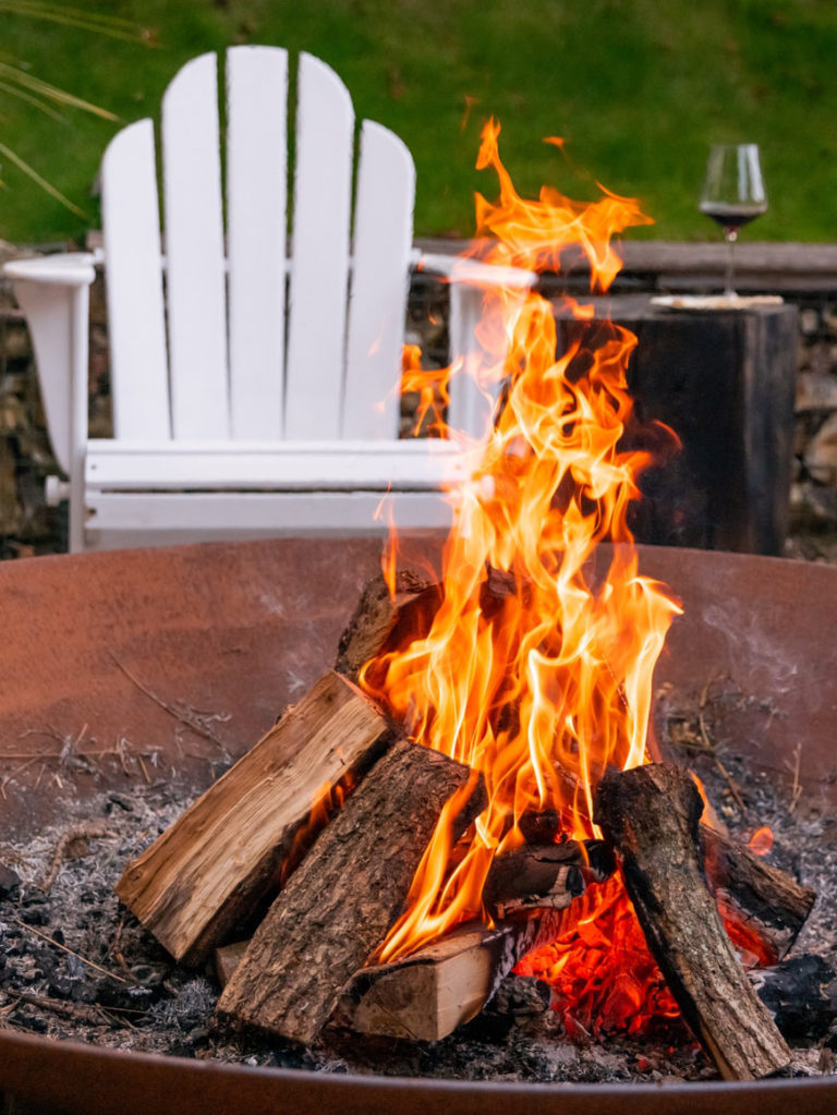 How to build a Smokeless Fire Pit? (User’s Guide)